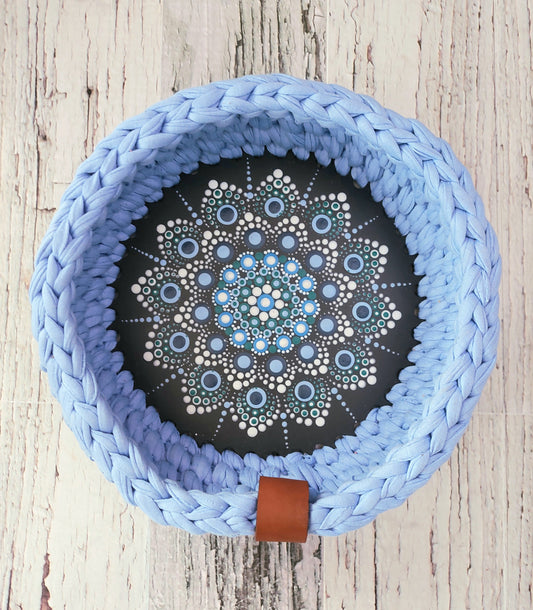 Braided hand crafted tray 20cm