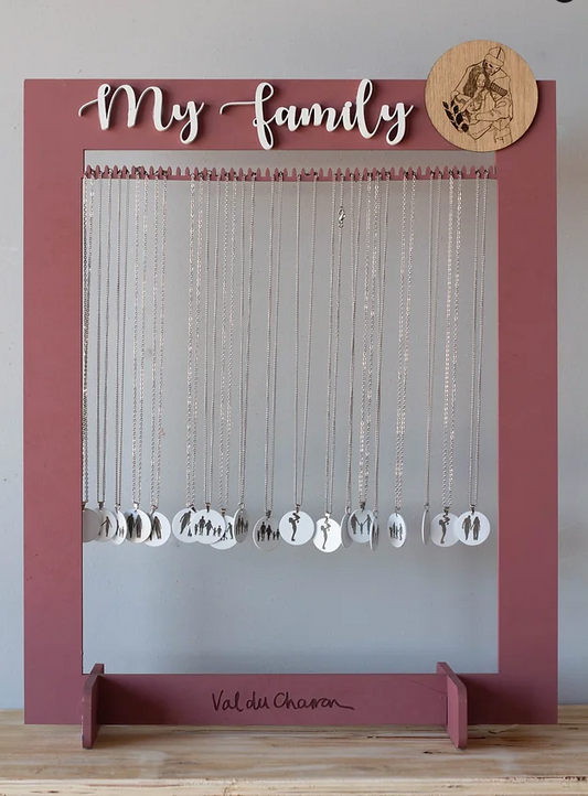 My Family Stainless steel necklace stand + 25 pieces